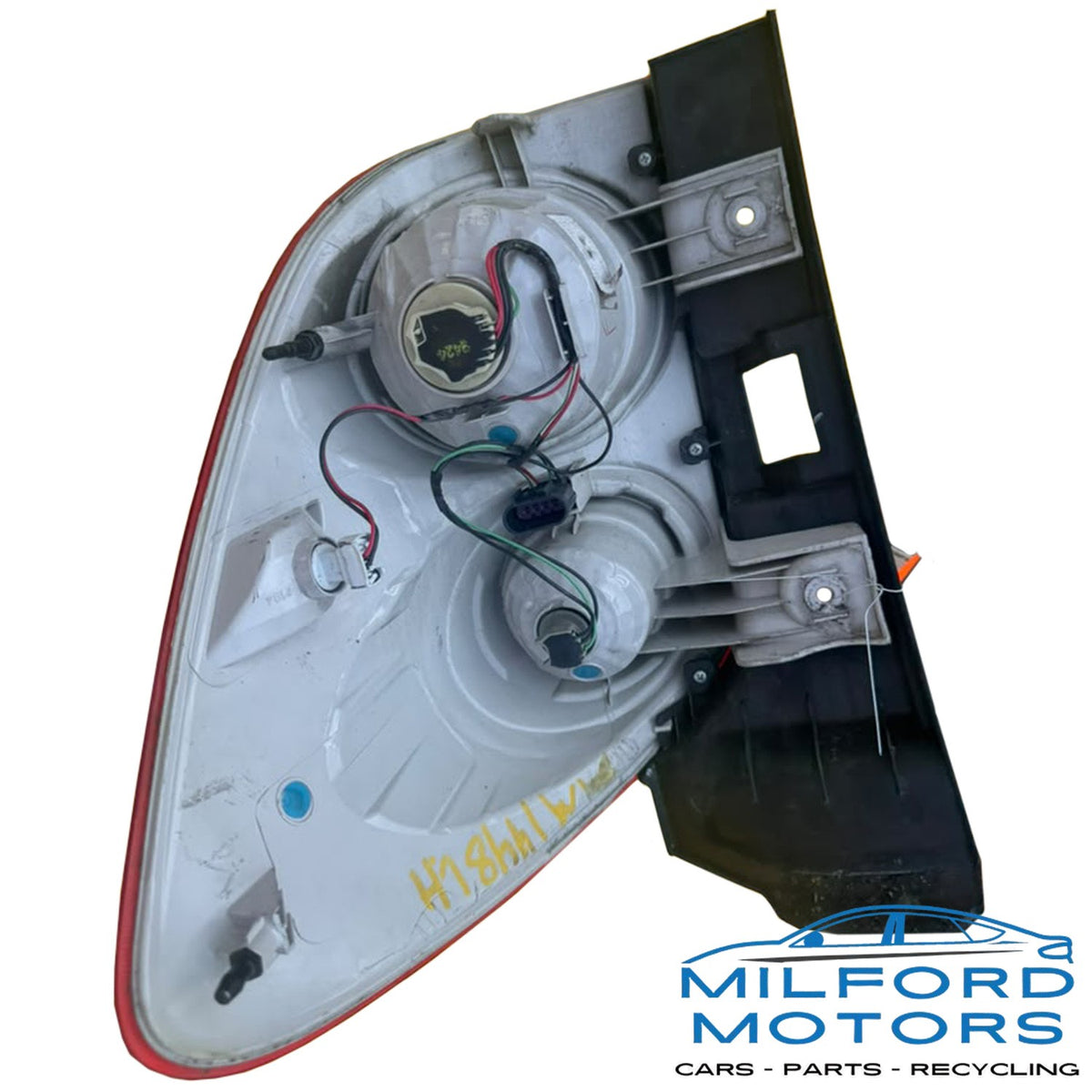 OEM Driver/Left Side Tail Light Assembly Fits 2010-2015 Chevrolet Equinox 2.4L