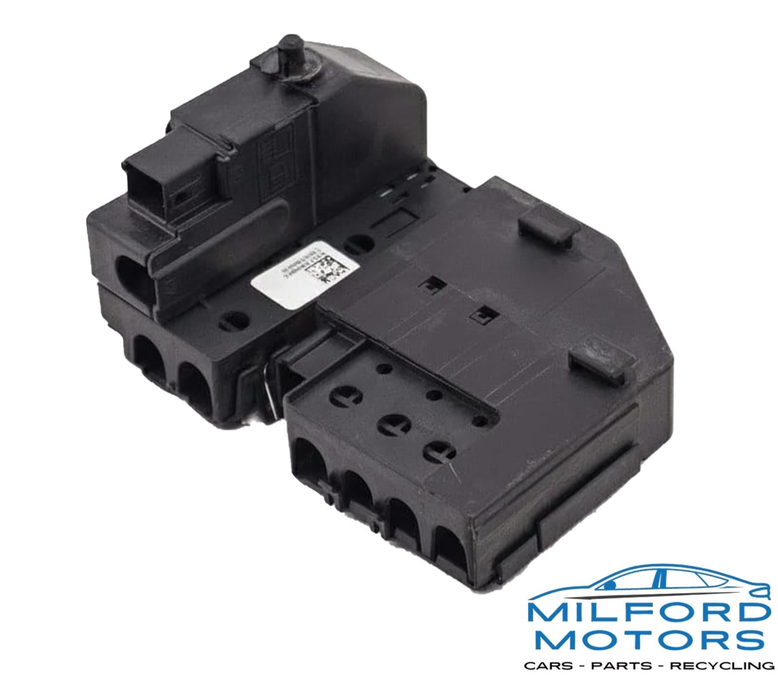 Engine Fuse & Relay Box Battery Junction Block - 2013 Ford Fusion Sedan 2.0L