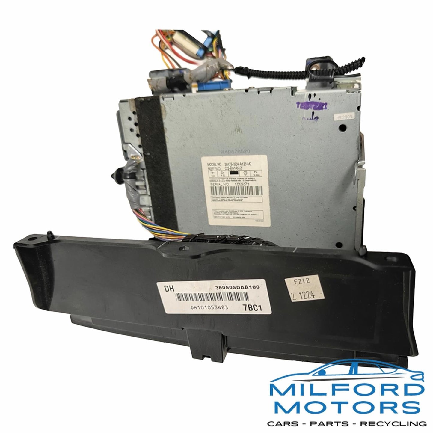 Audio Equipment Radio AM-FM-6 CD 6 Disc 120 Watt Fits 03-2007 Honda Accord 2.4L