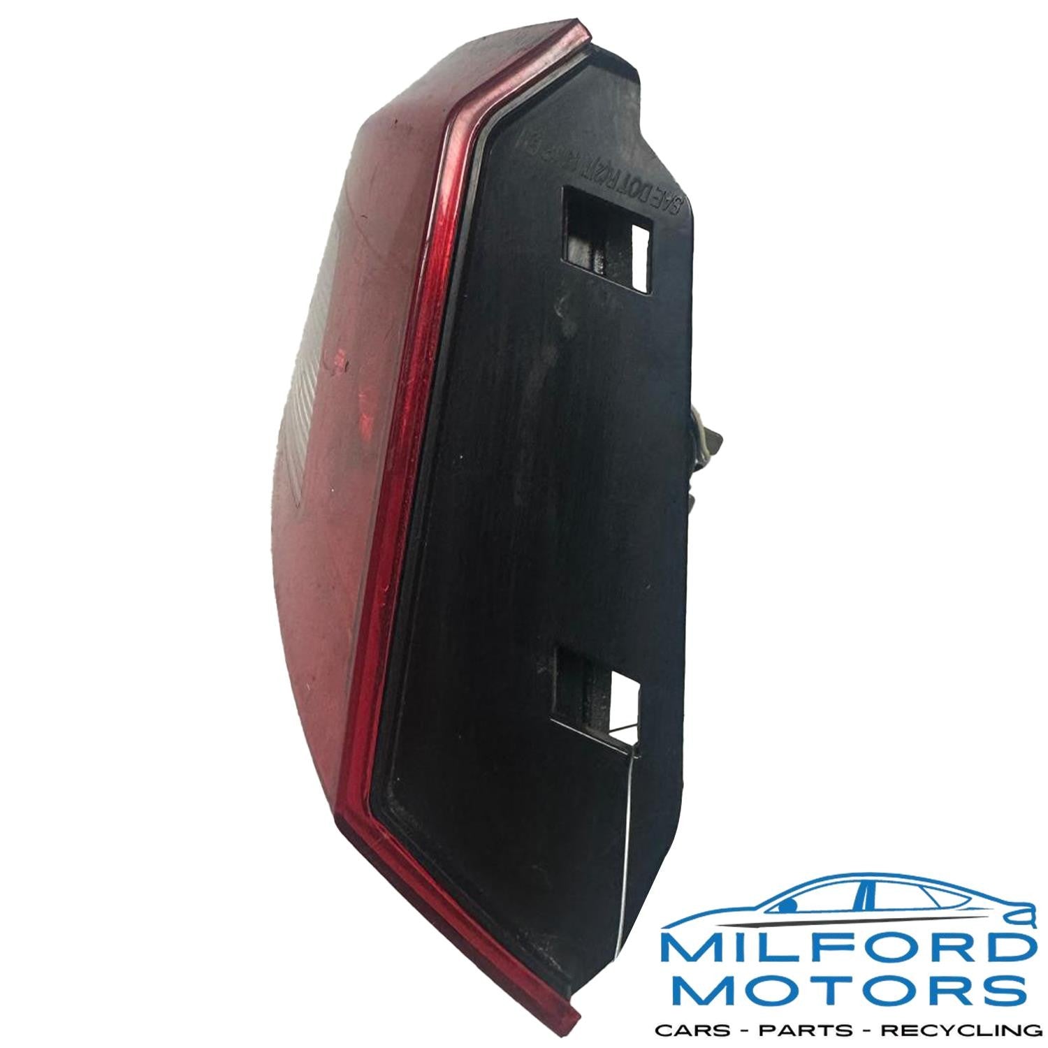 Driver Side Tail Light Tailgate Mounted Fits 17-2019 Chevrolet Cruze Sedan 1.4L