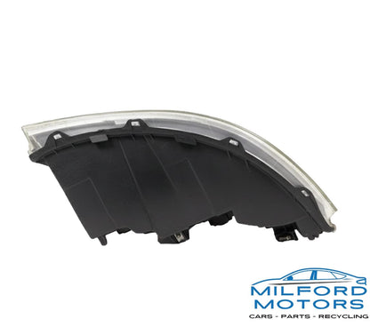 Driver Left Headlight Bright Background Fits 2003-2006 Ford Expedition 5.4L