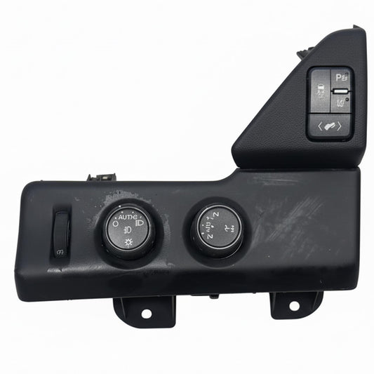 Dashboard Headlight/Traction Switch Control Fits 2015 GMC Yukon SLT 5.3L