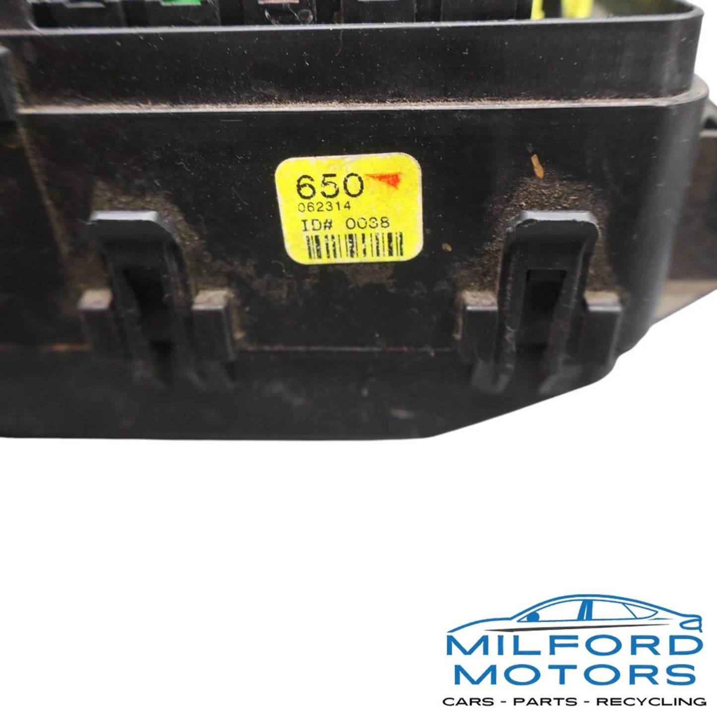 Engine Fuse Box Battery Relay Assembly Fits 2016 Maserati Ghibli Sedan 3.0L