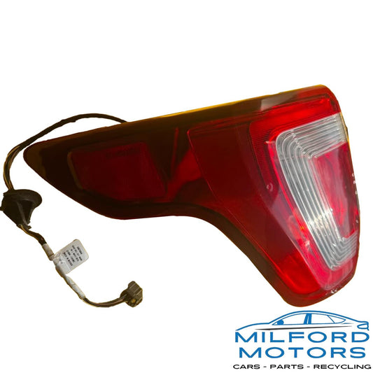 Driver Side Tail Light Assembly w/ Clear Lens Fits 2016-2019 Ford Explorer 3.5L