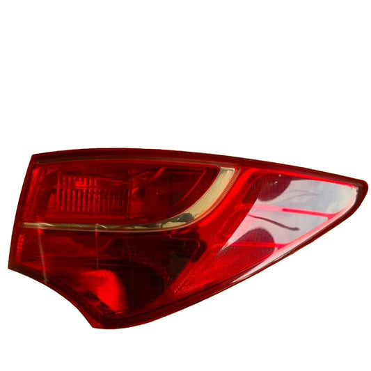 OEM Passenger Tail Light Incandescent Fits 2013-2016 Hyundai Santa Fe Sport 2.4L