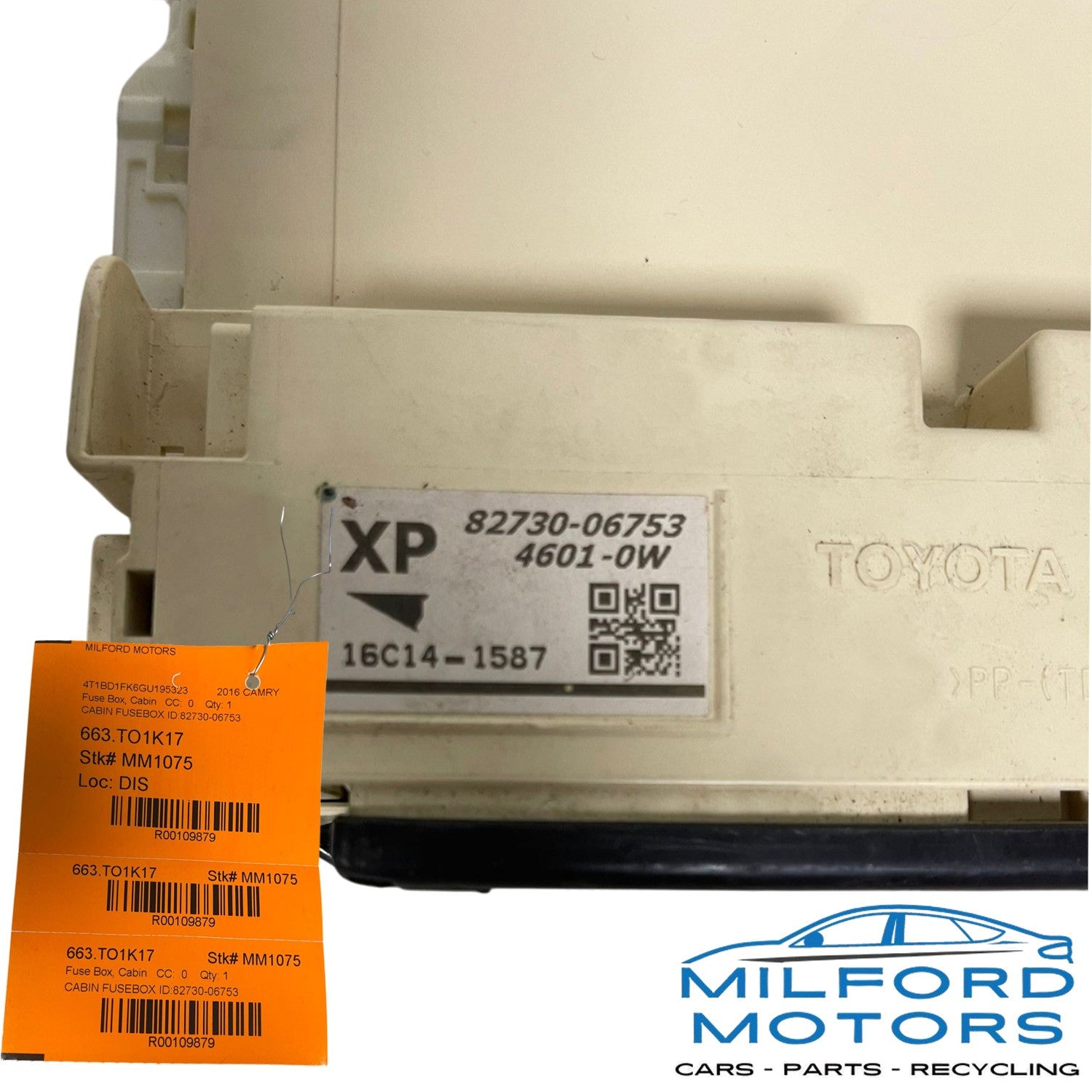 Cabin Fuse Box Fits 2015-2016 Camry Hybrid LE / Hybrid XLE Sedan 2.5L