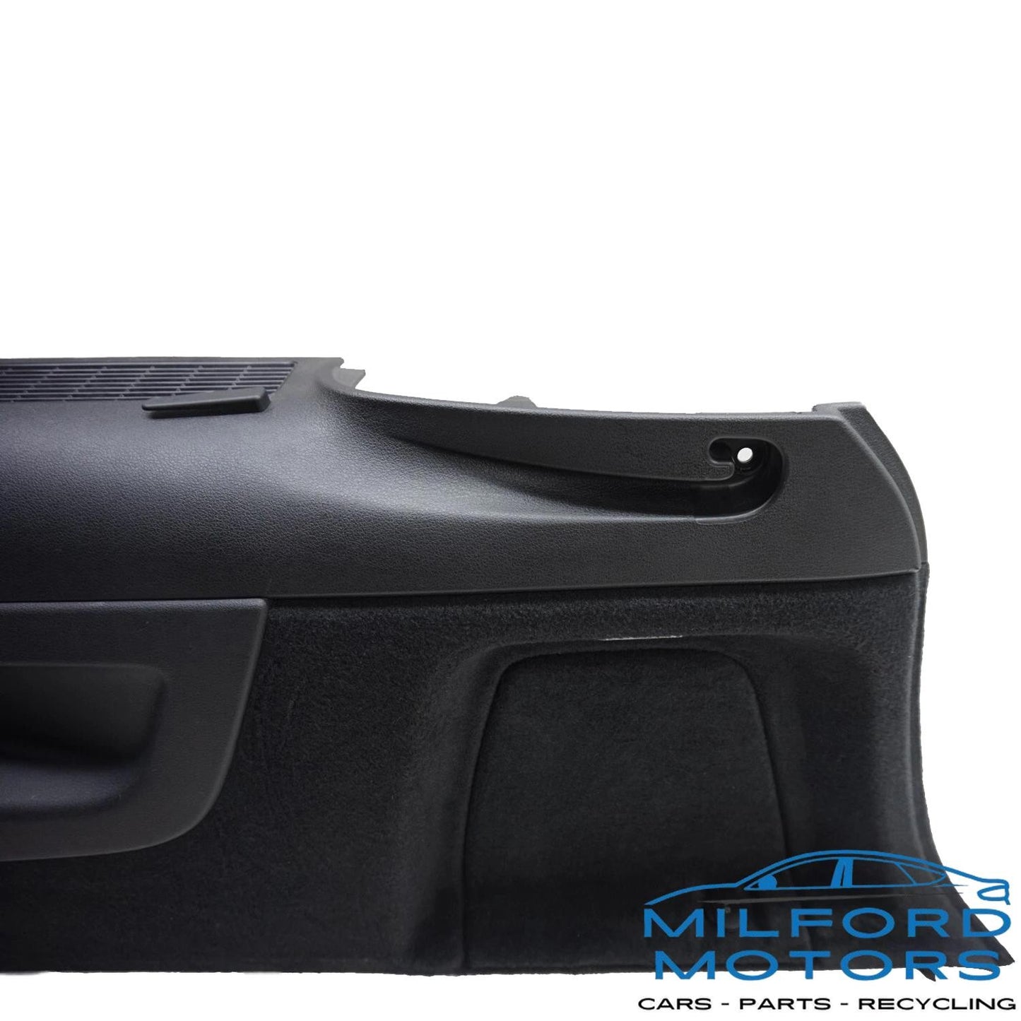 Rear Right Trunk Quarter Trim - 2015 Audi Q7 Quattro Premium Plus 3.0L 4L0863880