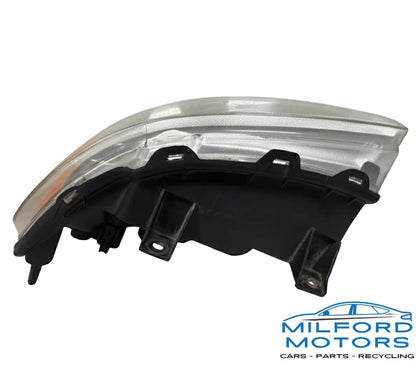 Driver Left Headlight Bright Background Fits 2003-2006 Ford Expedition 5.4L