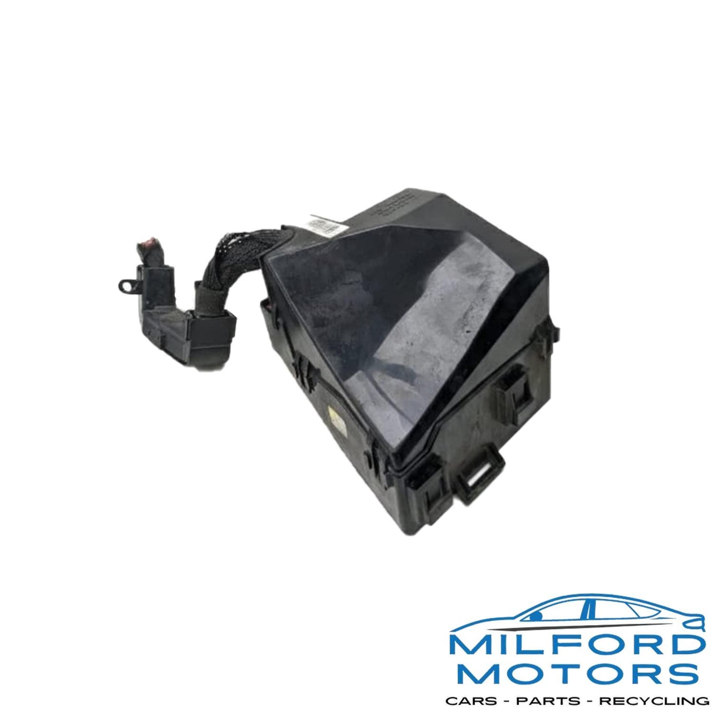 Fuse Relay Box Fits 2017 Jaguar F-PACE S 3.0L 71k miles