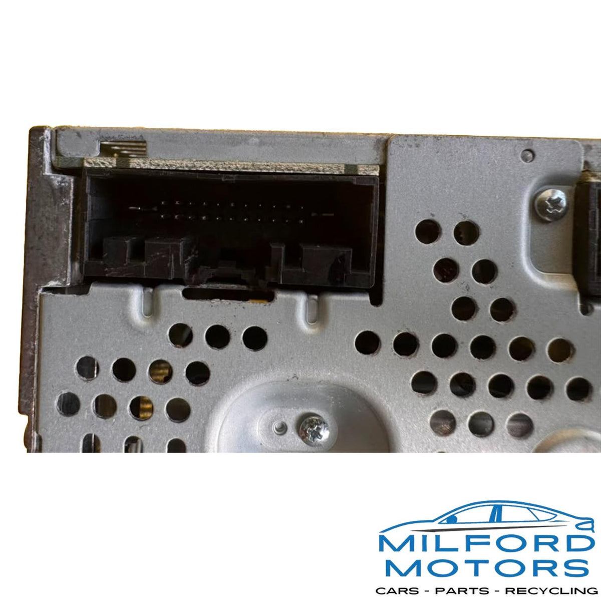 Radio Audio Receiver AM-FM-CD-MP3 Fits 2013-2015 Ford Fusion 2.0L DS7T19C107CK
