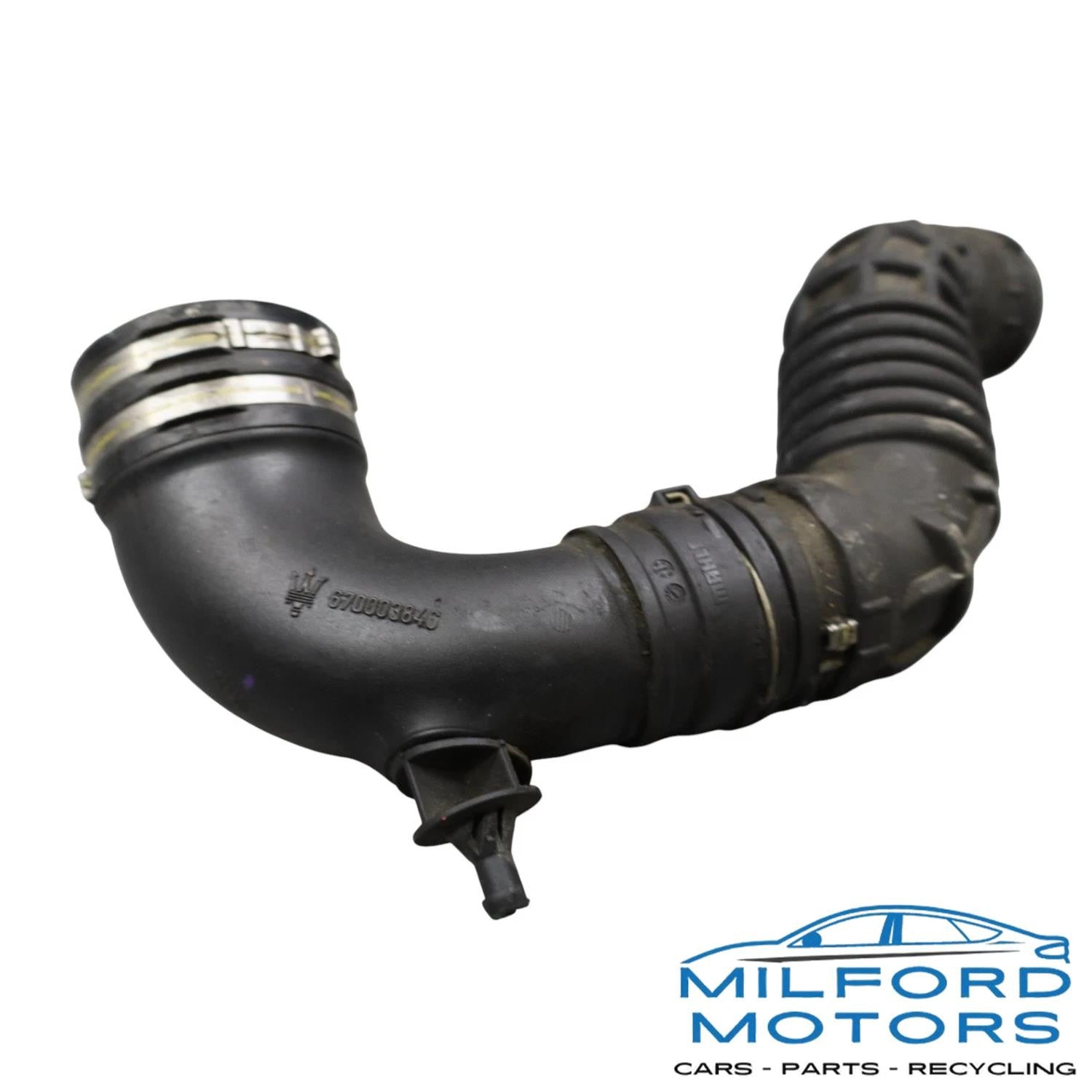 Engine Left Air Intake Duct Pipe Hose Fits 2016 Maserati Ghibli Sedan 3.0L