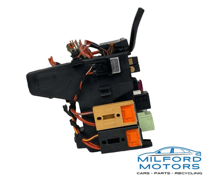 Interior Cabin Fuse Relay Junction Box PNC Fits 2015 Audi A8 quattro Sedan 4.0L