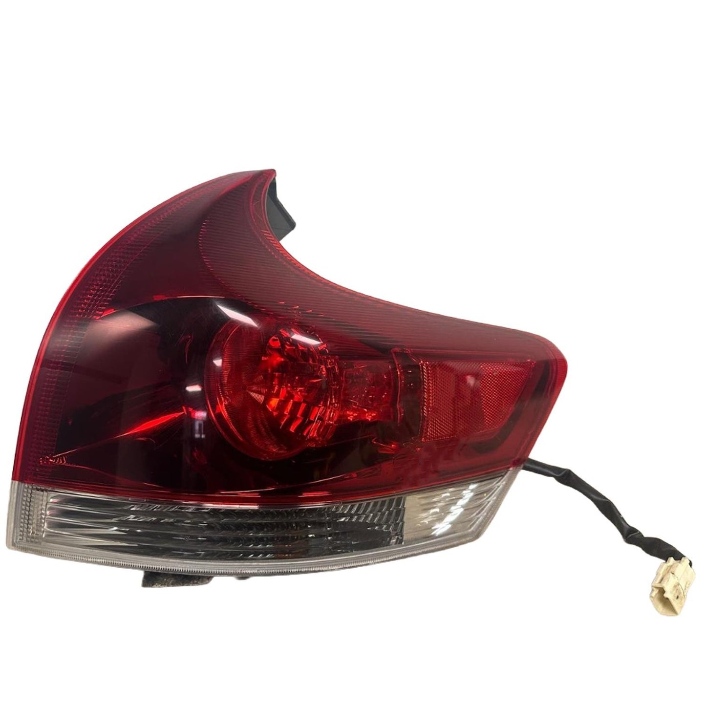 Passenger Side Tail Light Quarter Panel Mounted Fits 2013-2016 Toyota Venza 2.7L