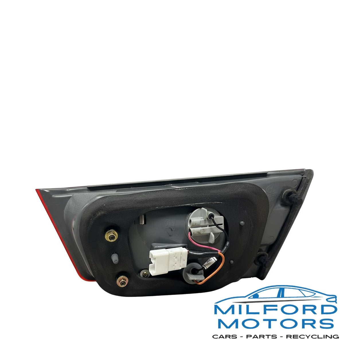 Left/Driver Side Tail Light LID Mounted Fits 2006-2008 Hyundai Sonata 3.3L