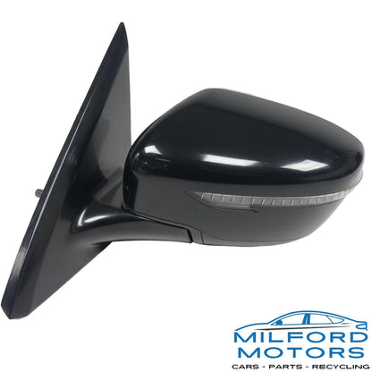 Black Driver Side View Mirror Power (G41) Fits 2018-2020 Nissan Pathfinder 3.5L
