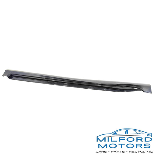 Right Passenger Side Skirt Rocker Panel Molding Fits 2017 Toyota Mirai Sedan