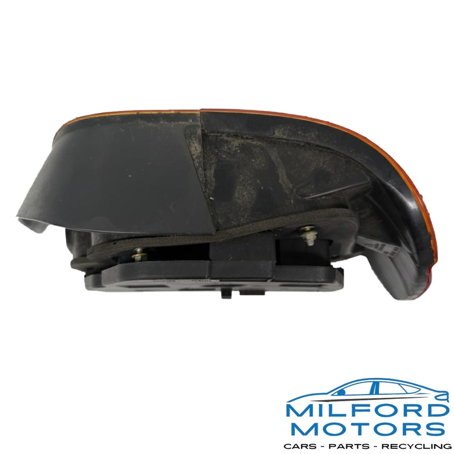 Driver Side Tail Light  Quarter Panel Mounted Fits 1997-2000 BMW 540i 4.4L