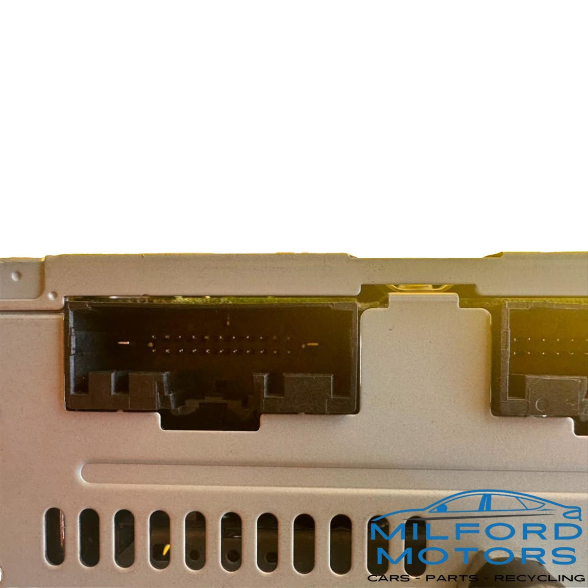 OEM Radio Audio Receiver AM-FM-CD Fits 2016 Ford Explorer 3.5L GB5T-19C107-CF