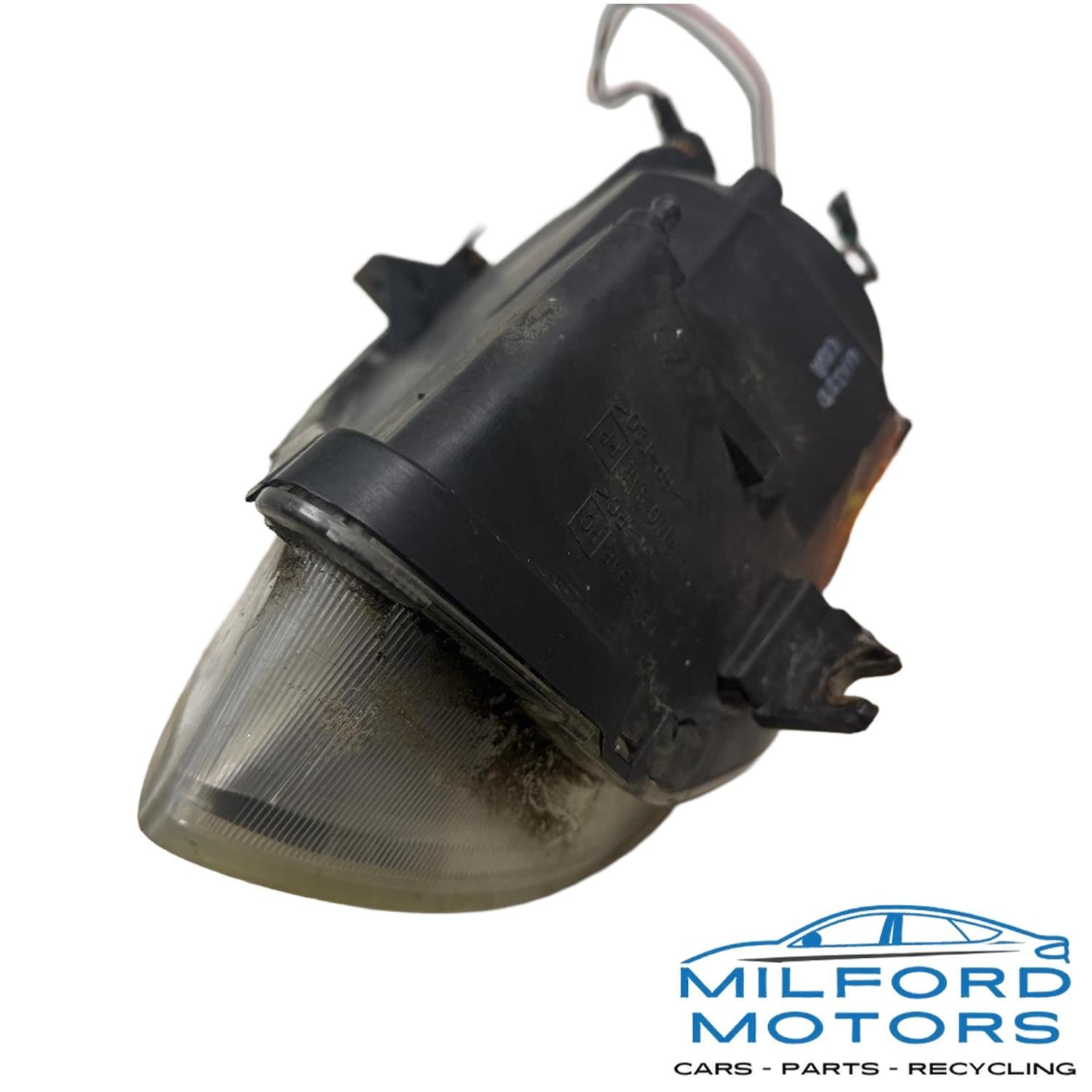 Driver Side Foggy Headlight Halogen Fits 2002-2004 Nissan Altima 2.5L