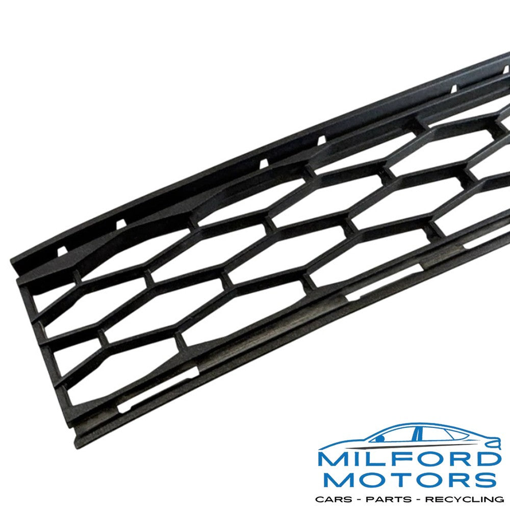 Front Bumper Lower Center Grille Fits 2016 Maserati Ghibli Sedan 3.0L