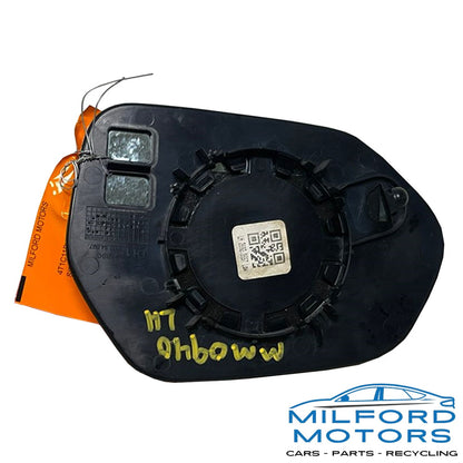 Used Passenger Side - Side View Mirror Fits 2021 Toyota Camry LE Sedan 2.5L