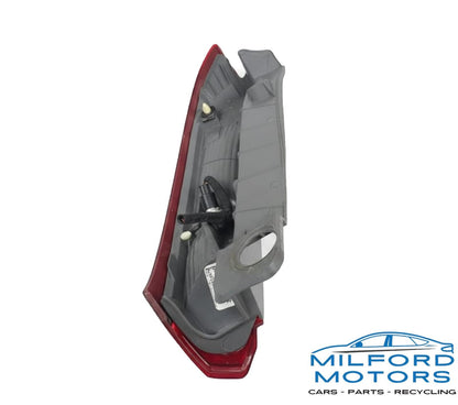 Passenger Side Upper Taillight Fits 2013 Honda CR-V EX-L 2.4L