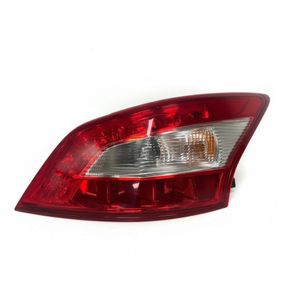 Passenger Side Tail Light Quarter Panel Mounted Fits 2009-2011 Nissan Maxima V6