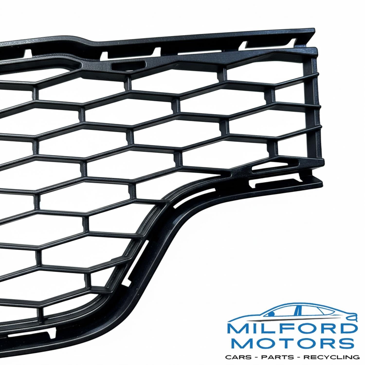 Front LH Bumper Lower Air Vent Grille Panel Fits 2016 Maserati Ghibli Sedan 3.0L