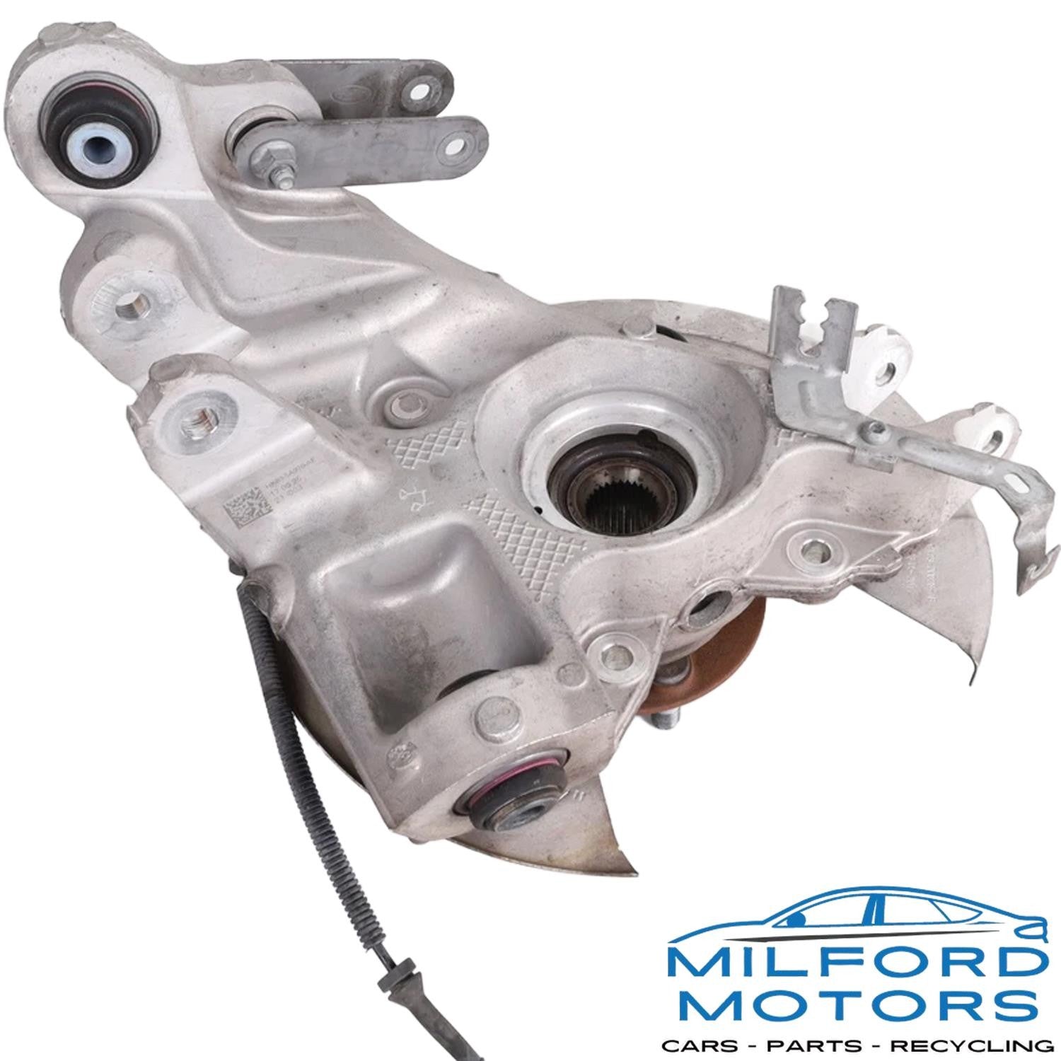 Rear Right Spindle Knuckle Hub w/ Shield - 2019 Land Rover Range Rover Velar L4