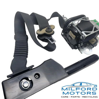 Front Driver Side Seat Belt Retractor Fits 2017 Nissan Altima Sedan 2.5L