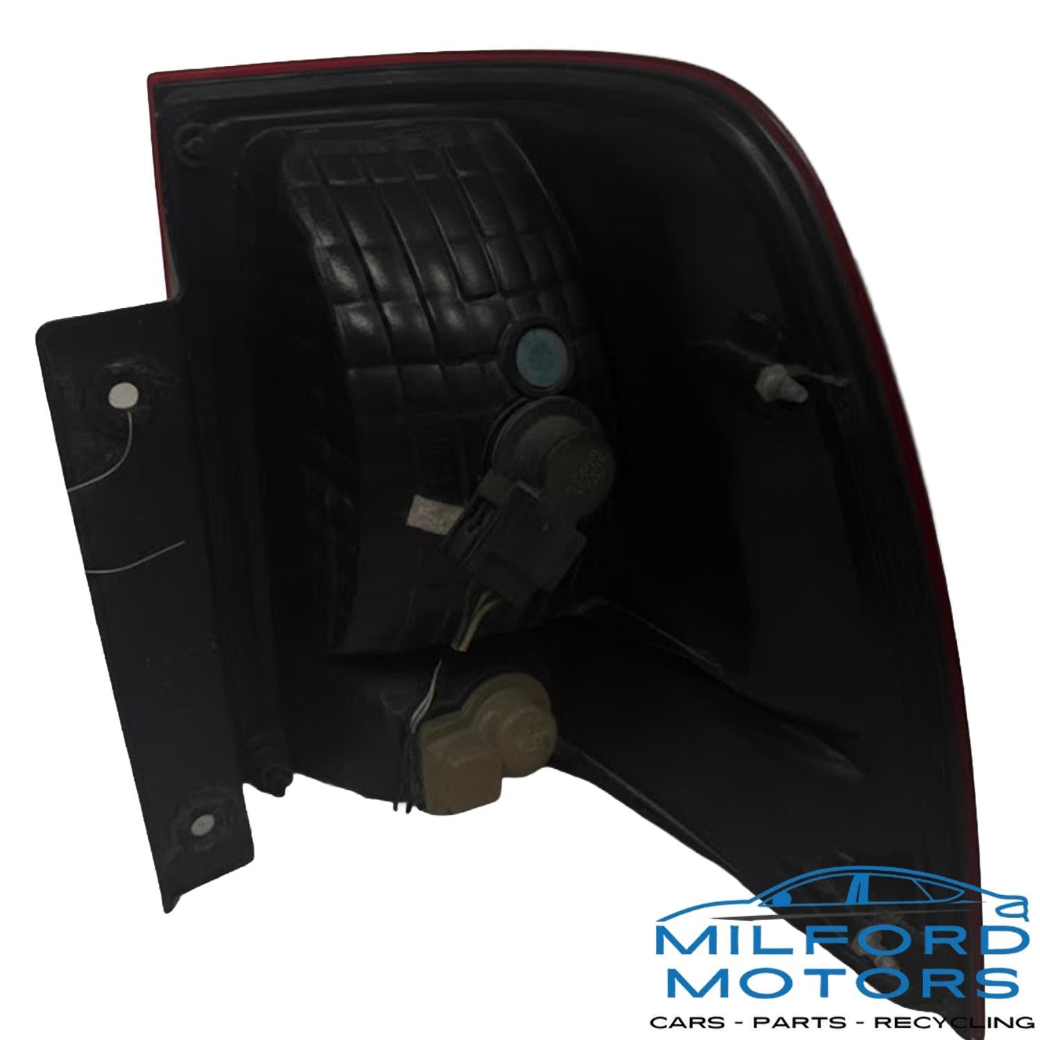 OEM Driver/Left Side Tail Light Fits 2003-2006 Ford Expedition 5.4L