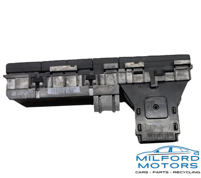 Front Left Air Vent Hazard Control Switch - 2015 Audi A8 quattro Sedan 4.0L