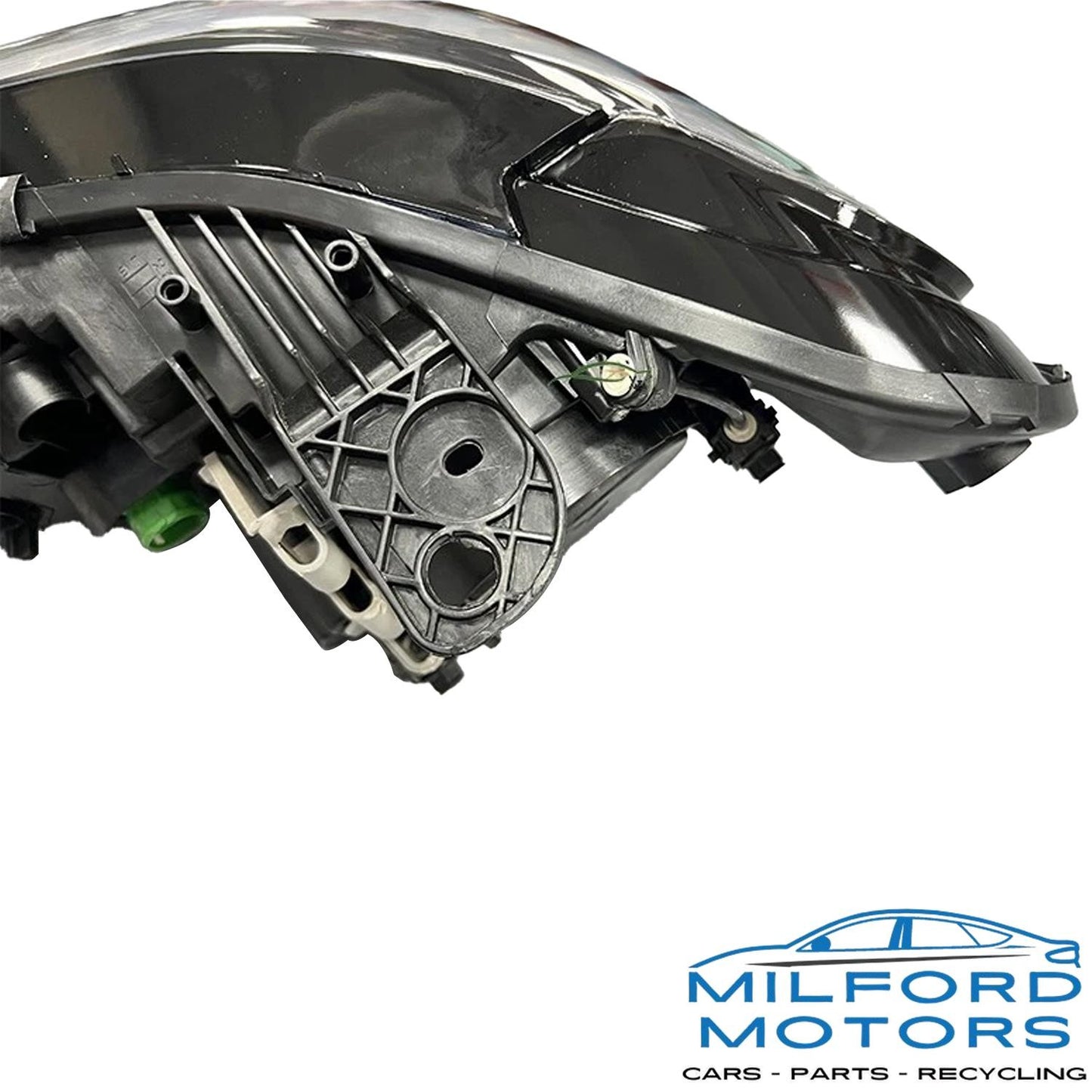 Passenger Side Xenon Headlamp Assembly Fits 2017-2021 Alfa Romeo Giulia 2.0L