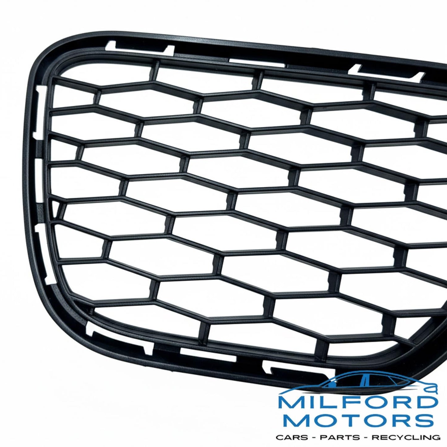 Front LH Bumper Lower Air Vent Grille Panel Fits 2016 Maserati Ghibli Sedan 3.0L