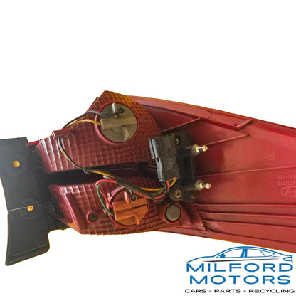 OEM Passenger Tail Light Incandescent Fits 2013-2016 Hyundai Santa Fe Sport 2.4L