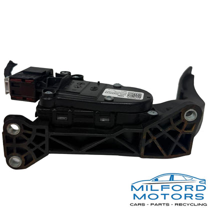 Gas Accelerator Pedal Fits 2020 GMC Savana 3500 6.0L 816474175