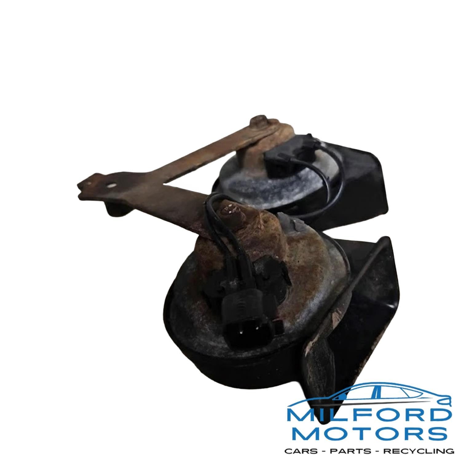 Horn w/ Bracket Fits 2018 Ford E-350 Super Duty 6.2L 613-999599