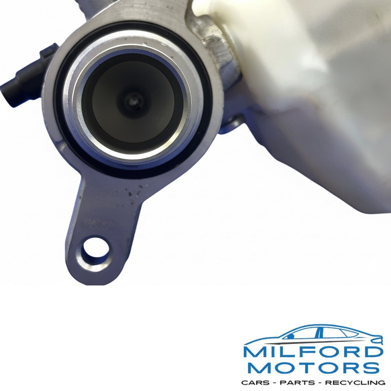 Master Brake Cylinder w/ Reservoir  Fits 2019 Land Rover Range Rover Velar 2.0L
