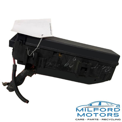 Chassis Power Supply w/ Fuse Box Fits 2005 Jeep Grand Cherokee Limited 5.7L