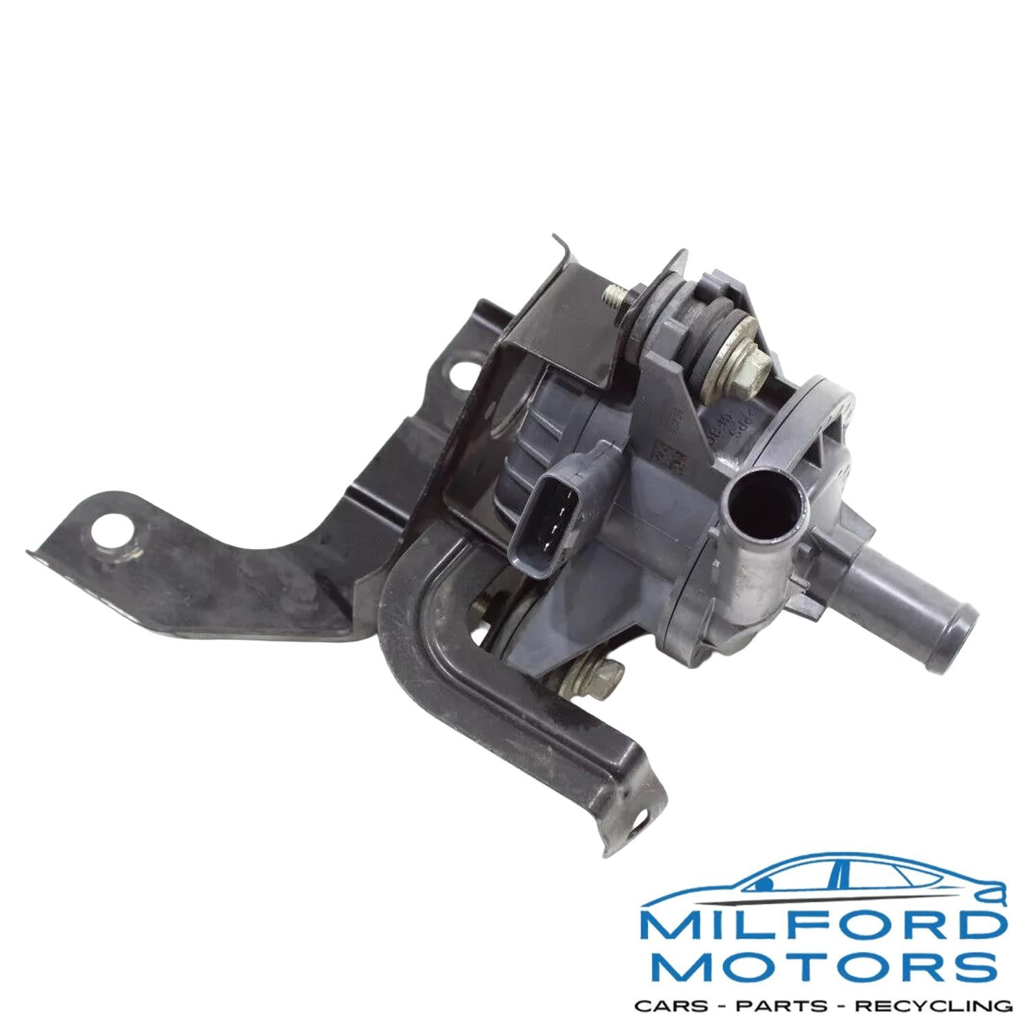 Engine Motor Heater Water Pump w/ Bracket Fits 2017 Toyota Mirai Sedan