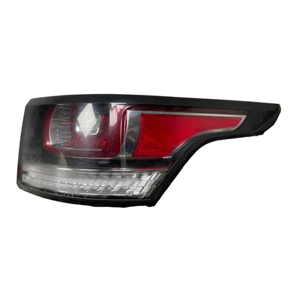 Passenger Side Tail Light Quarter Mounted Fits 15-2017 Land Rover Range Rover V6