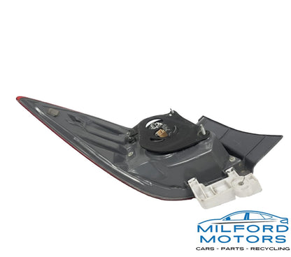 Passenger Side Taillight Quarter Mounted Fits 2014 Toyota Corolla 1.8L
