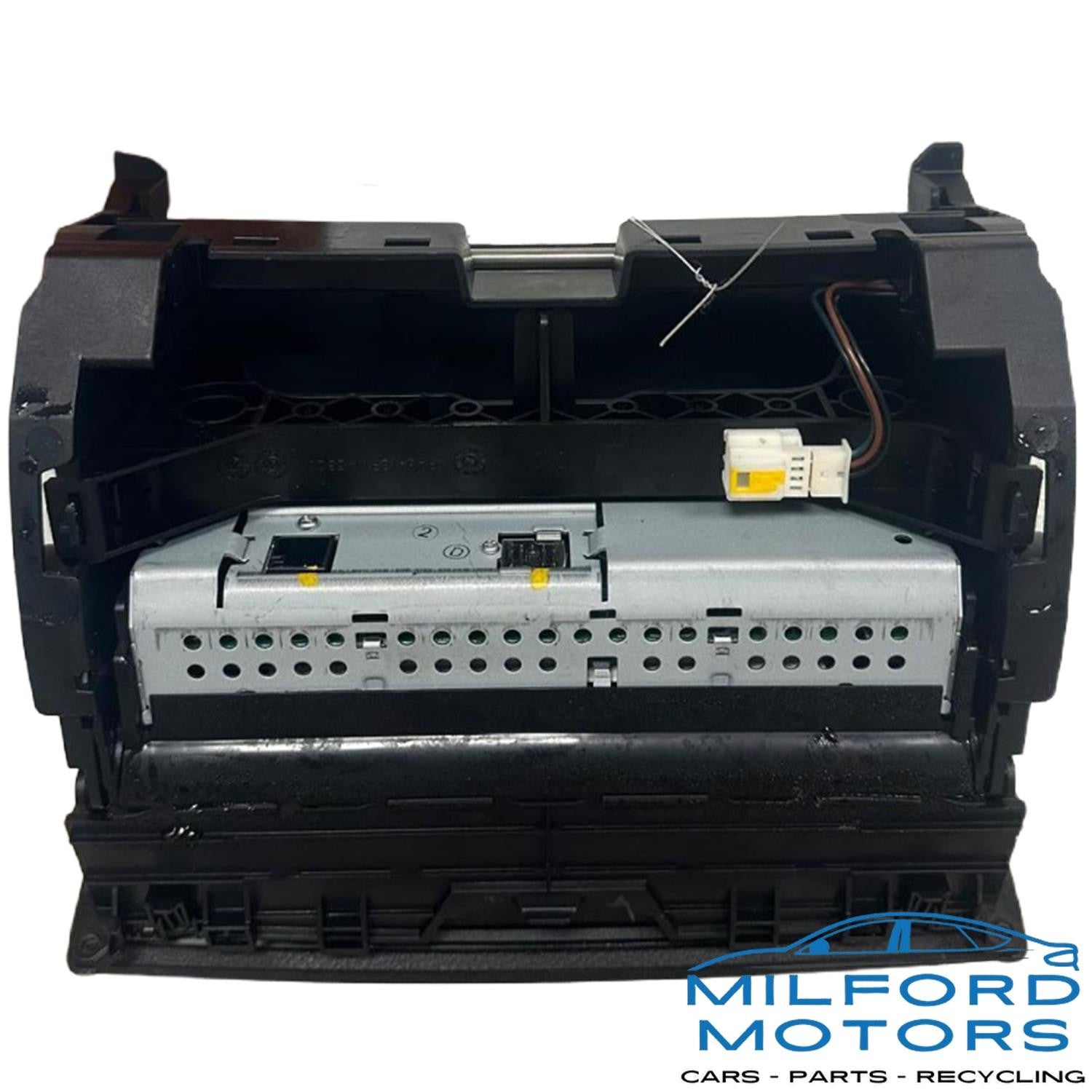 Info-GPS-TV Screen Display w/o Naviagtion Fits 2008-2011 Mercedes-Benz C300 3.0L