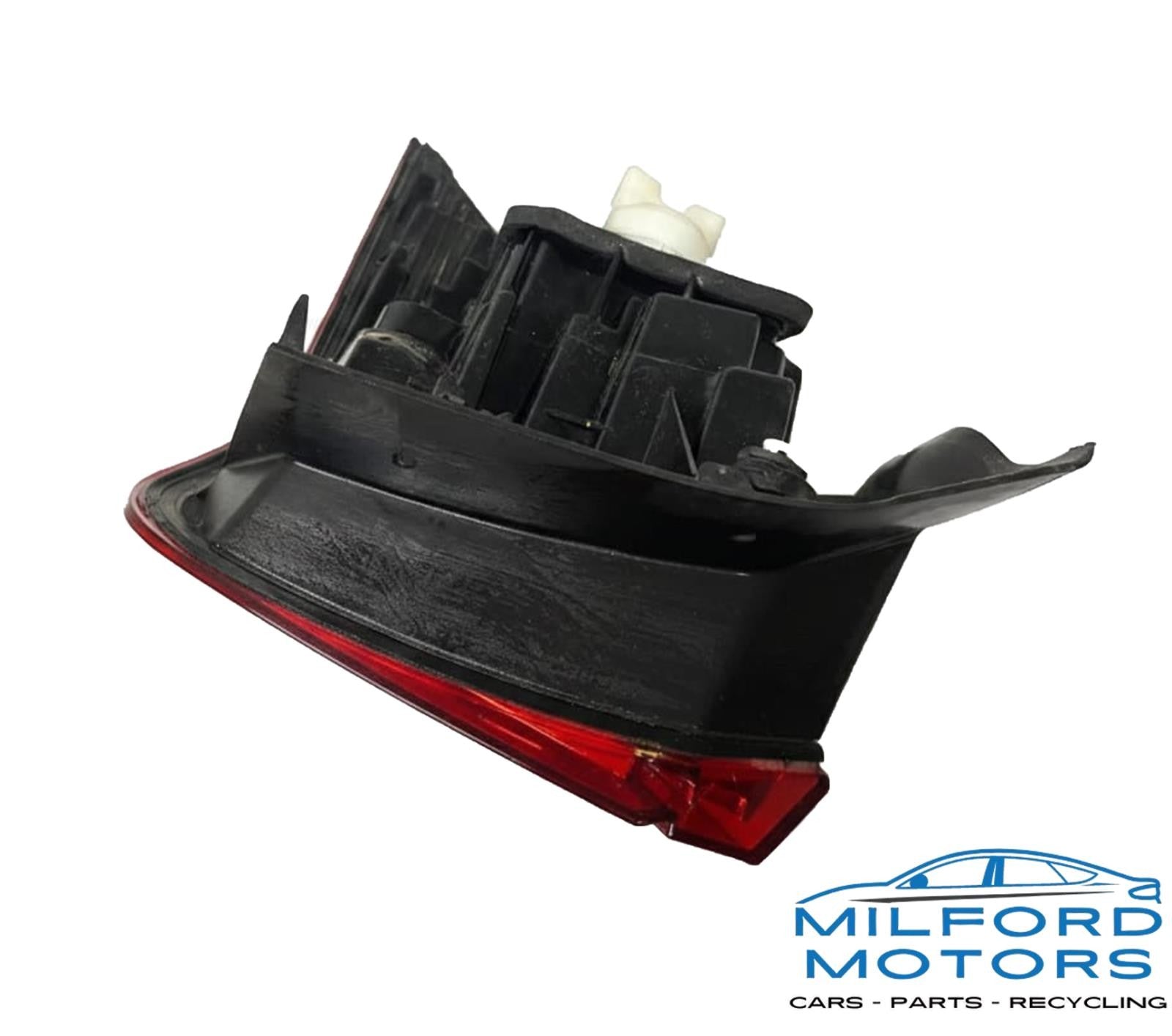 Passenger Outer Quarter Panel Tail Light Fits 2018-2024 Volkswagen Tiguan 2.0L