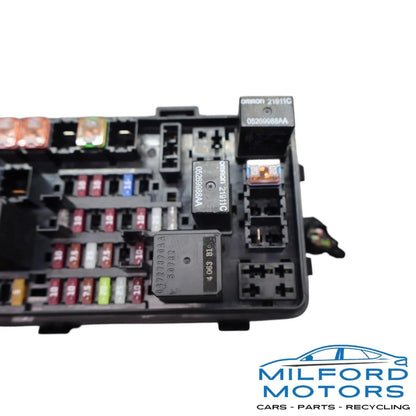 Engine Bay Fuse Power Block Junction Box 2016 Maserati Ghibli Sedan 3.0L