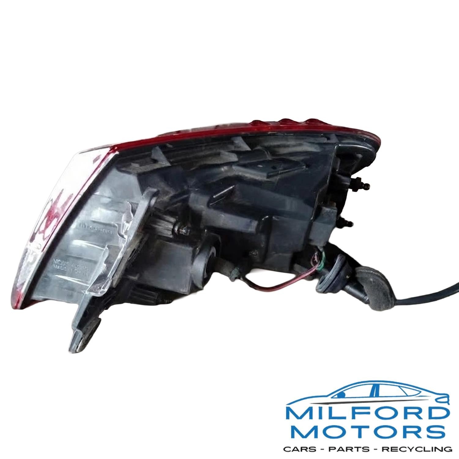 Left Driver Side Tail Light Quarter Panel Mounted Fits 2015-2017 Chrysler 200