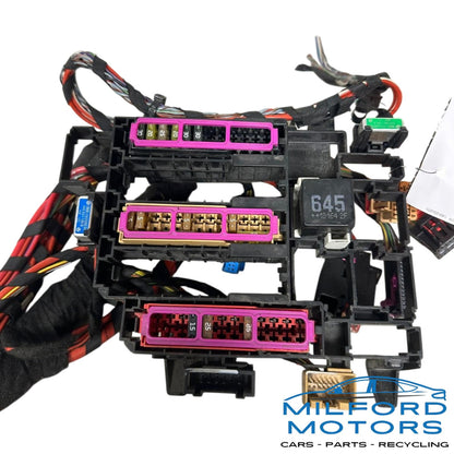 Fuse Box Relay Control Module - 2018 Audi Q5 2.0T quattro Premium Plus 2.0L
