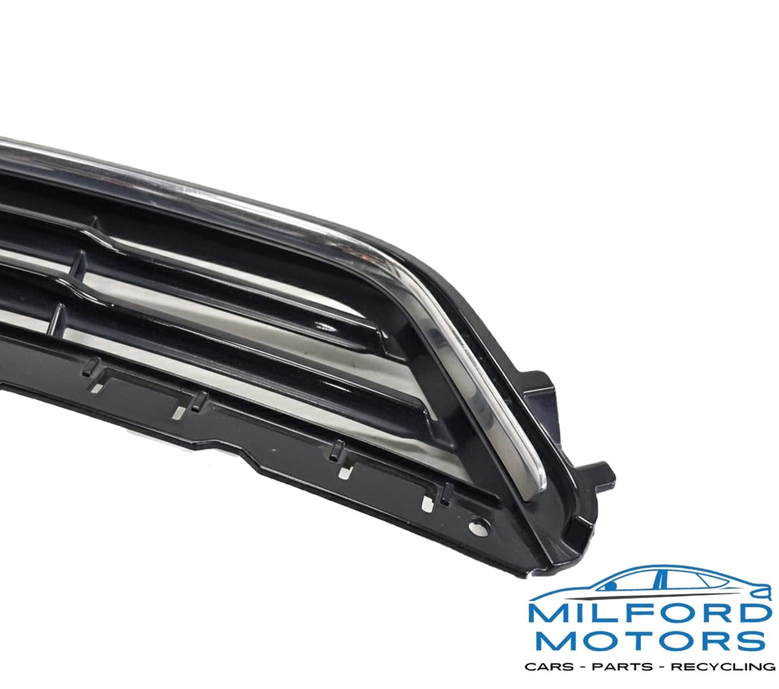 Front Bumper Left Fog Lamp Trim Cover Bezel - 2013 Ford Fusion Titanium Sedan L4