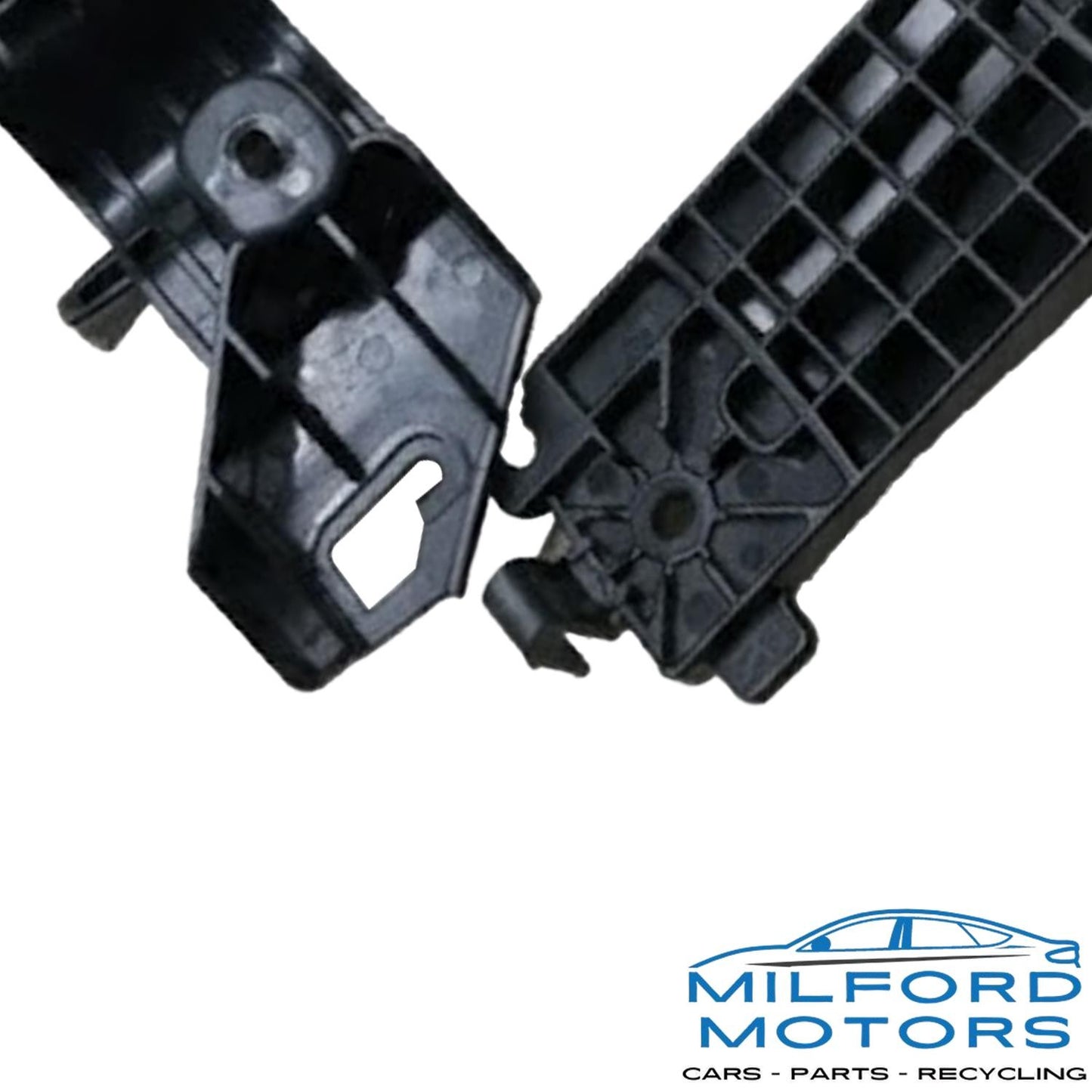 Passenger Side B-Pillar Bracket Fits 2015 Audi Q7 Premium Plus 3.0L 4L0858848