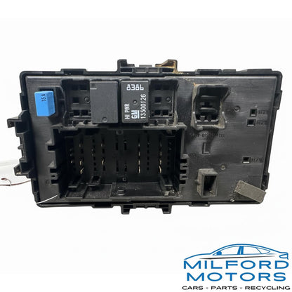 Cabin Fuse Box Fits 2015 GMC Yukon SLT 5.3L A314081